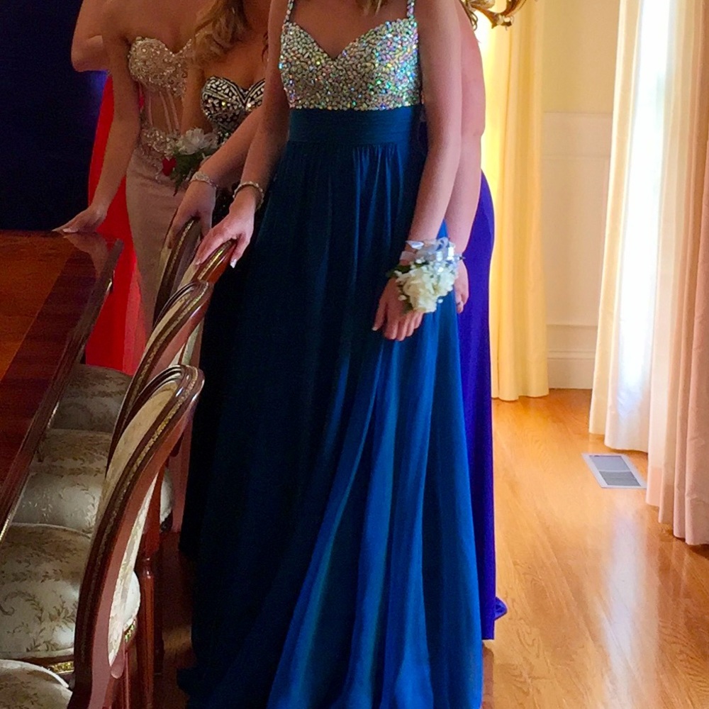 Prom Dress - Picture 2 of 2